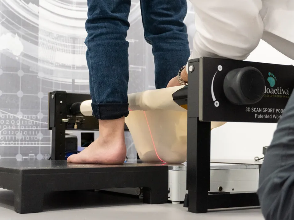 Escaneamento do pé com 3D Scan Podoactiva